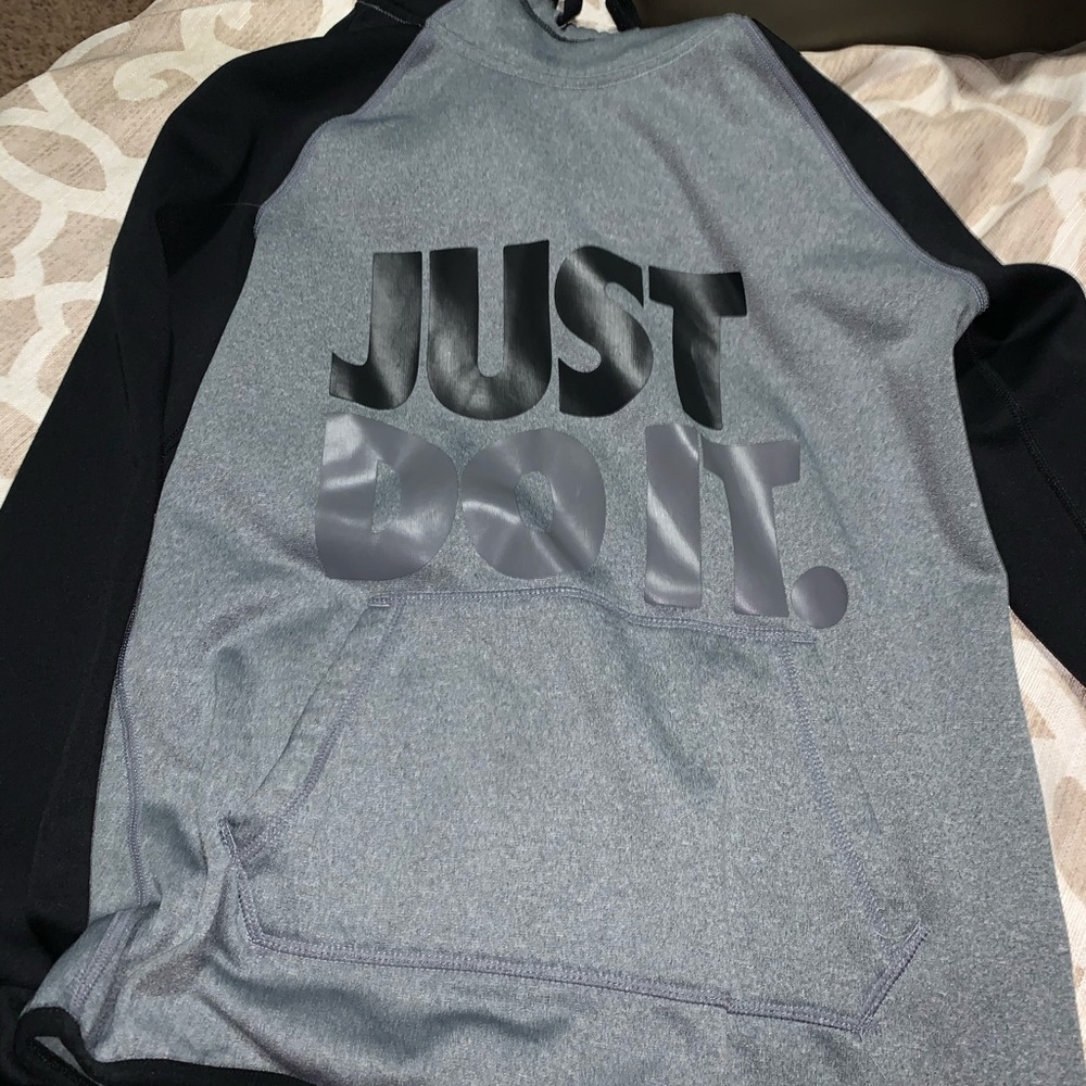 nike dry fit hoodie